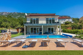 Ferienhaus in Bribir mit Privatem Pool